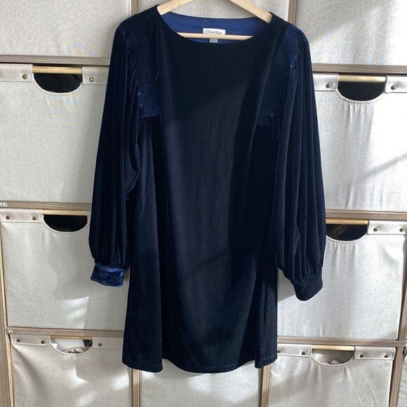 Calvin Klein velvet long sleeve - Picture 1 of 5